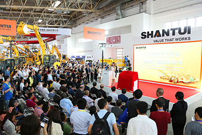 bbin宝盈新品宣布会暨新产品交机仪式“炫”动BICES 2017